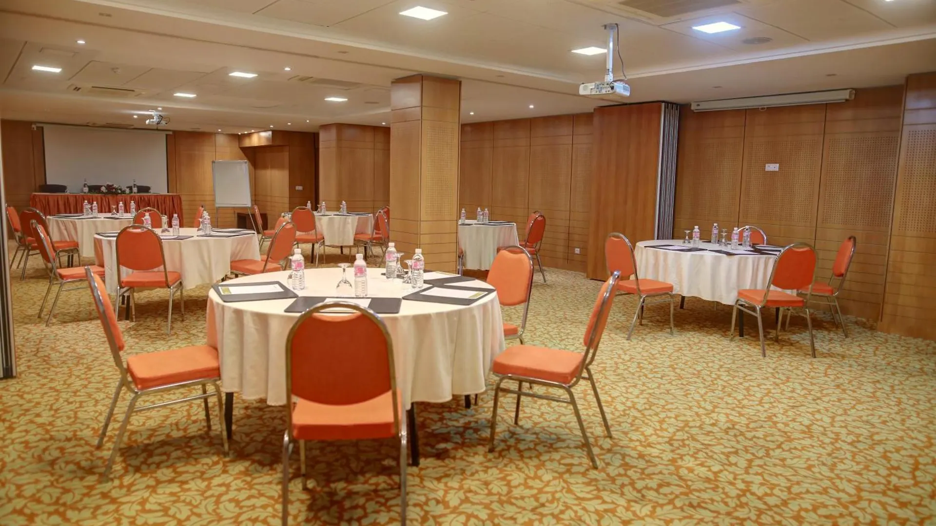 Hotel Lac Leman, Les Berges Du Lac Tunis 4*,  Tunisia
